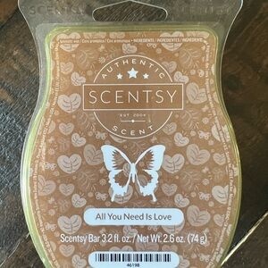 All You Need Is Love - Scentsy Bar
